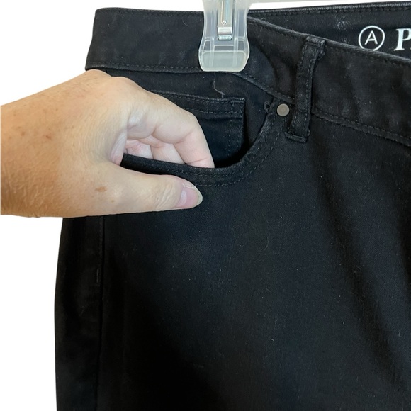 A black Jean by Addition Elle in size 20 - Picture 4 of 6